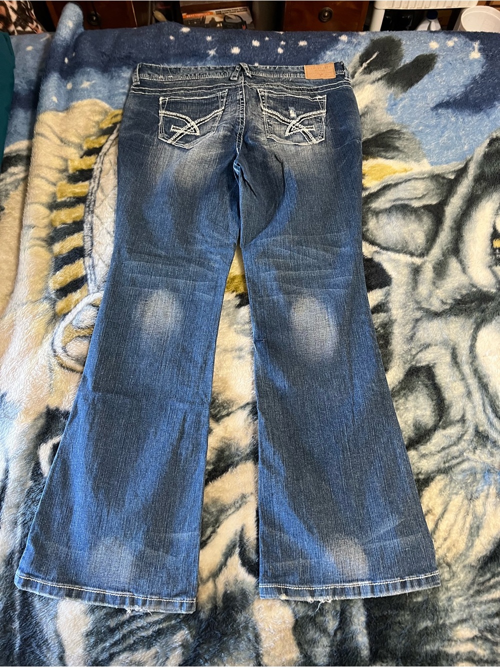 Amethyst Jeans Women's Blue Flare Jeans - Picture 4 of 7